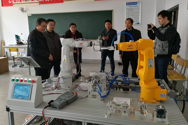 综合新闻 教学设备研发迎来智能化新浪潮，助力教育高质量发展